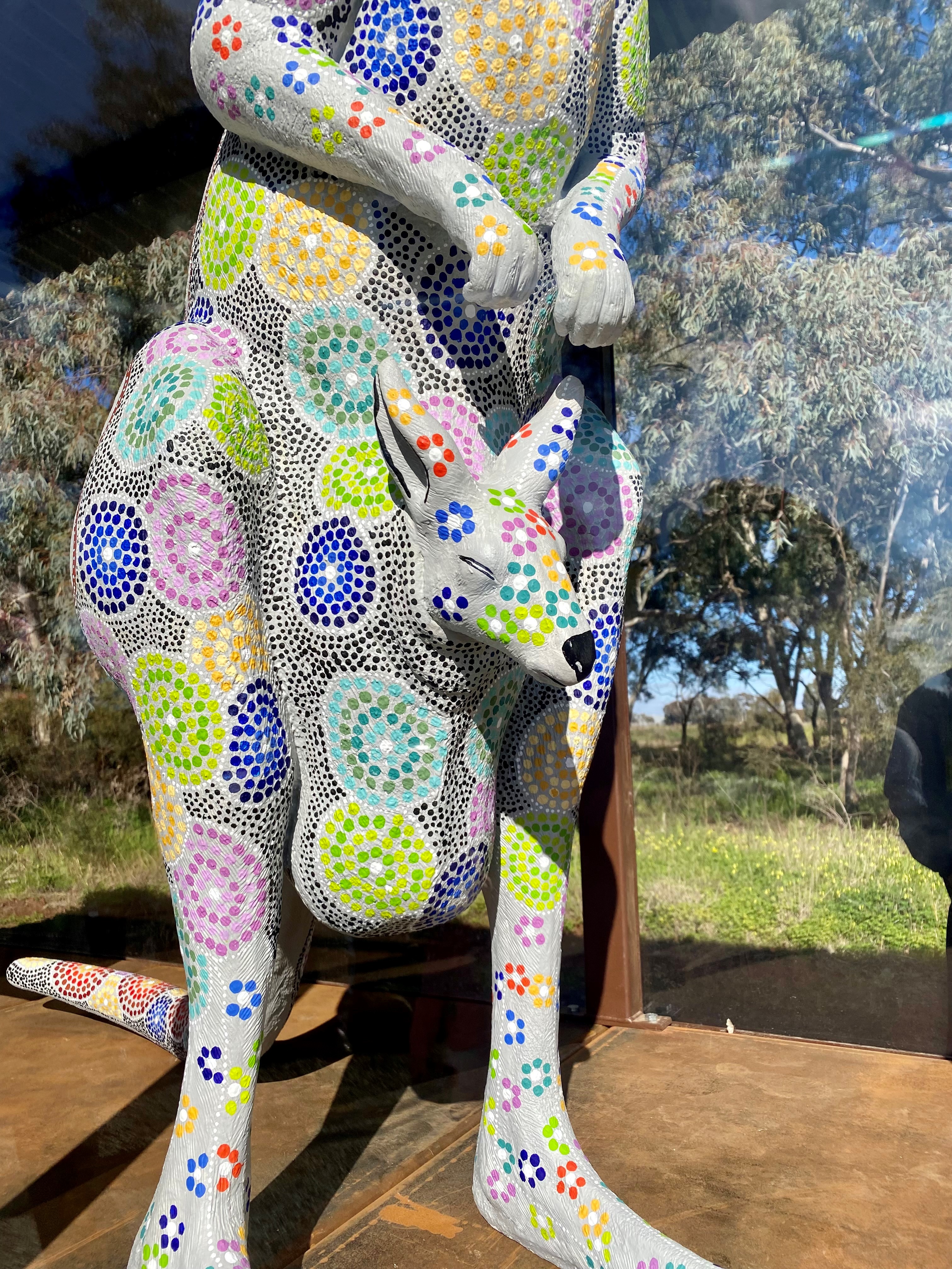 Kangaroo-Indigenous-Art-Sculpture.jpg