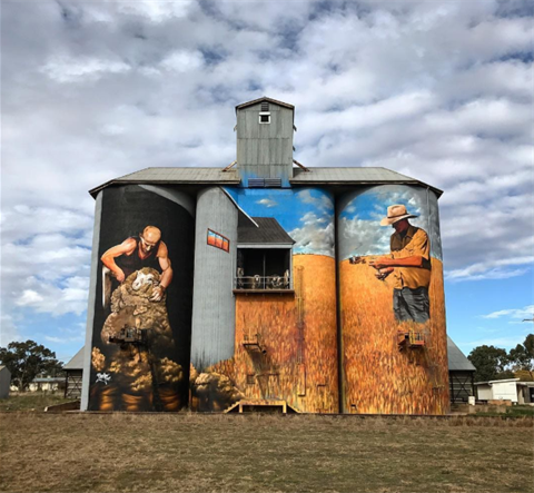 Weethalle Silo Art